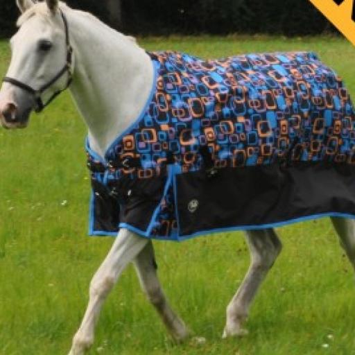 Gallop light weight Retro turnout rug